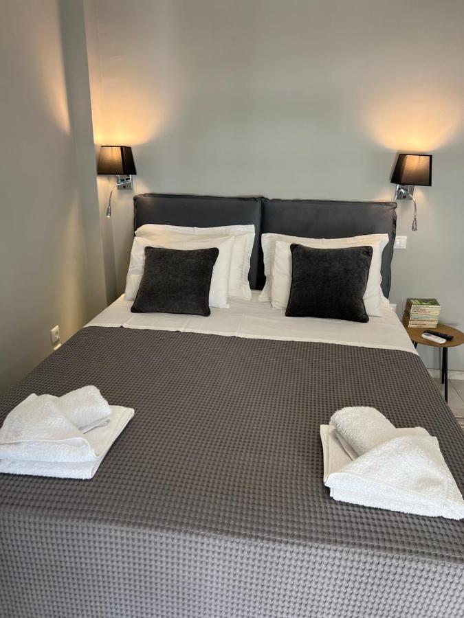 Living Near Acropolis By Sylvia Staikou At Nikis Str Apartment เอเธนส์ ภายนอก รูปภาพ
